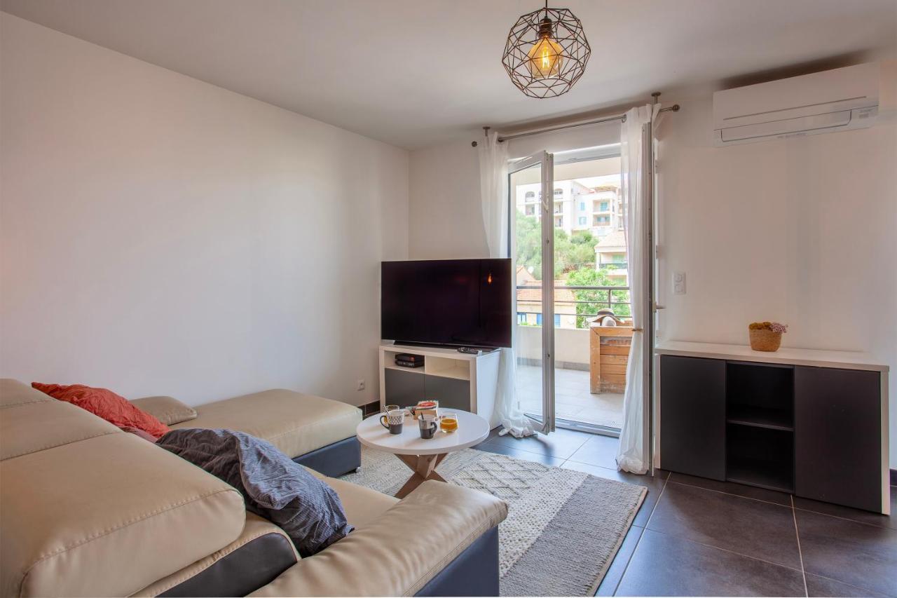 La Marinella - Charmant Appt Climatise Appartement LʼÎle-Rousse Buitenkant foto